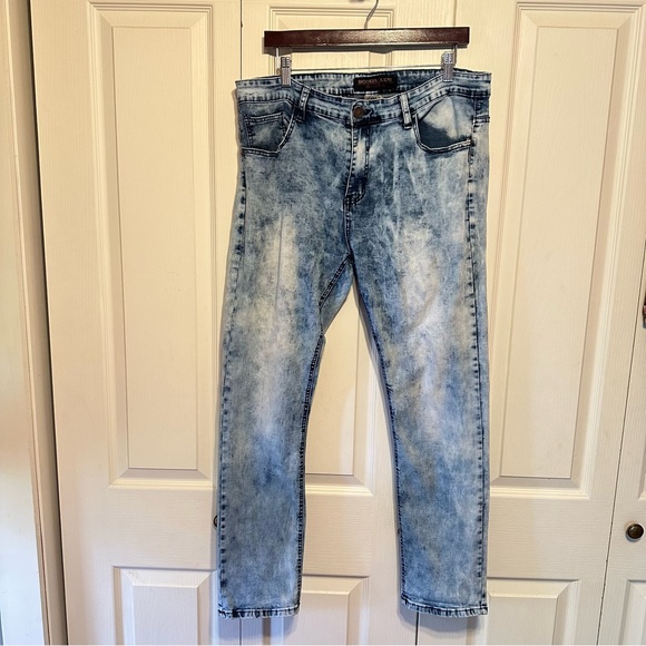 BROOKLYN LAUNDRY Jeans - Picture 1 of 5
